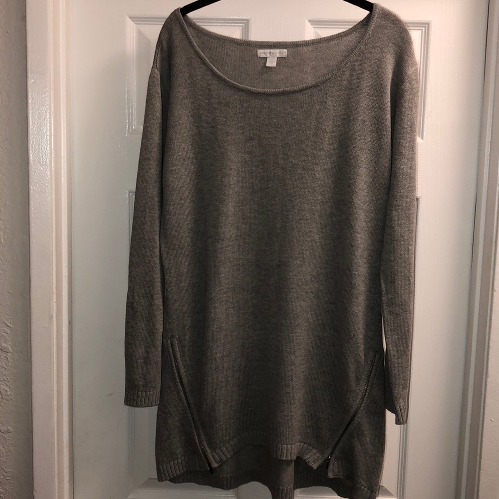 Side zip Sweater Tunic